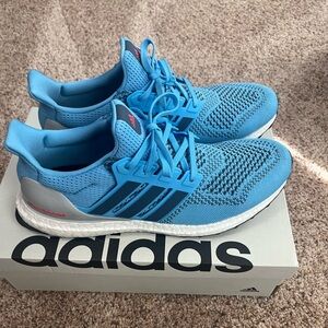 Men’s Adidas Ultra Boost size 11.5